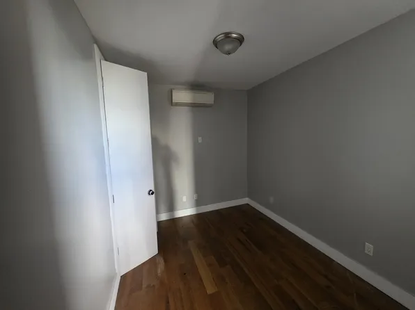 459 East 135th Street image 5 of 6