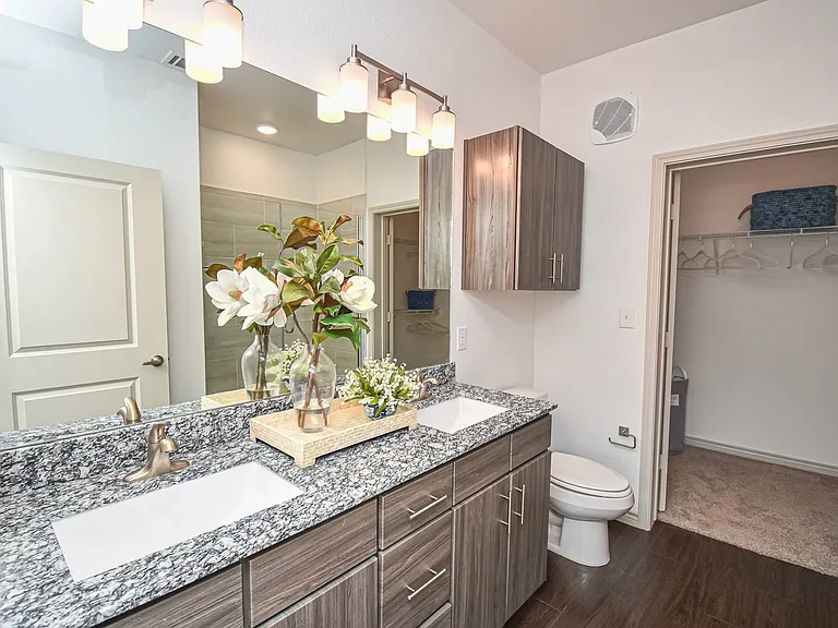 Aspire at Live Oak — Photo 50