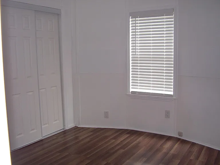 1078 Cypress Dr — Photo 11