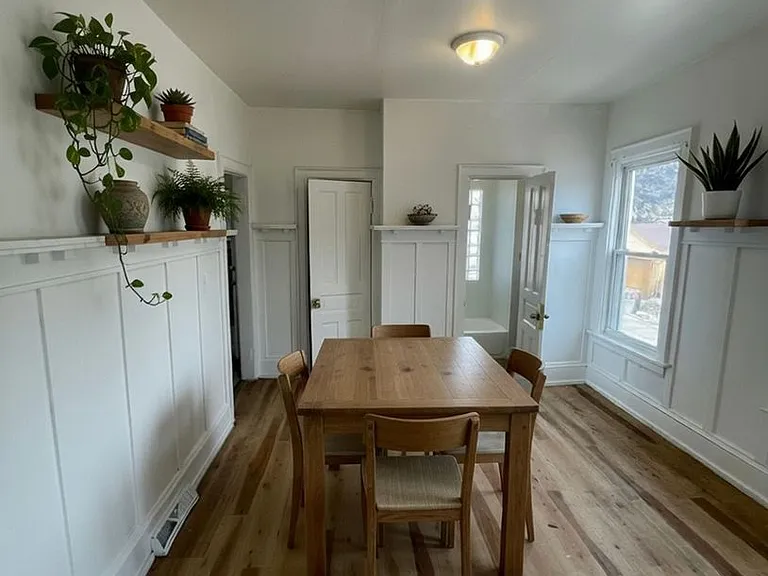 1120-1122 W Locust St. (Duplex)(Ace Property) — Photo 7