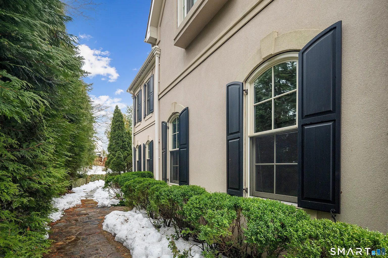 28 East Maple Street #28 photo 1