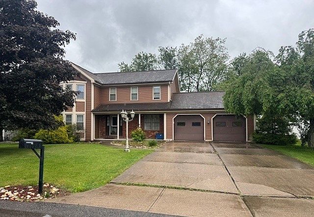 1st image of 5006 Julia Ln