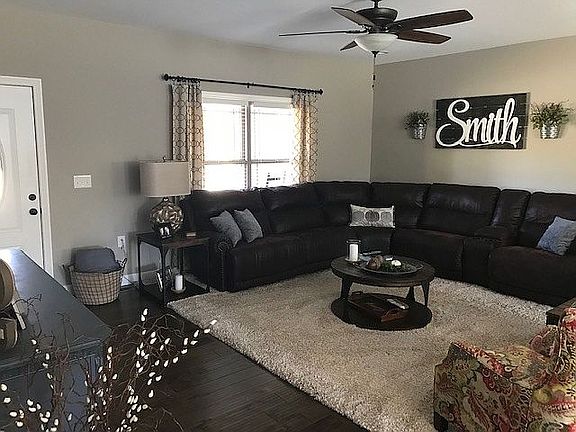 4th image of 138 Carlisle Dr