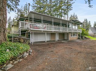 6425 45th St W, University Place, WA 98466