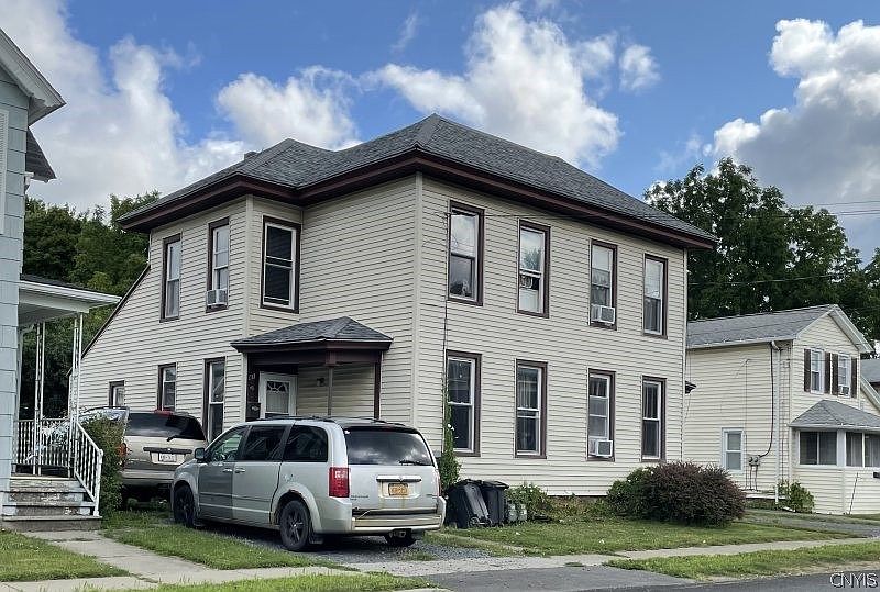 1st image of 41 Walnut St