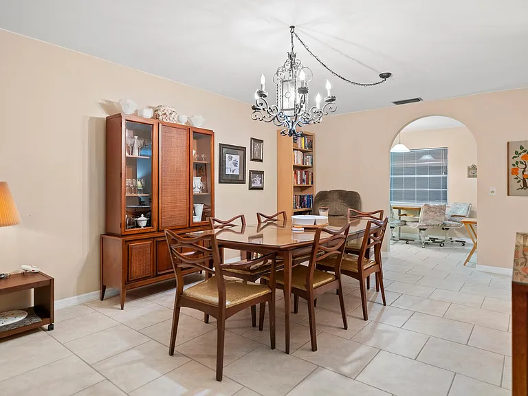 21292 Burkhart Dr — Photo 38
