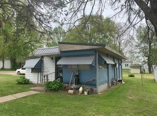 107 N Murphy St, Hillsboro, IN 47949