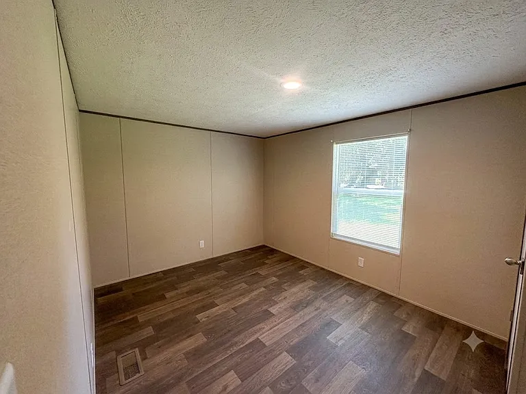 27 Sam Doyle Dr — Photo 12