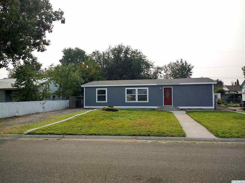 1st image of 613 Winslow Ave