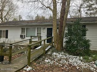 5785 Arctic Fox Dr, Carterville, IL 62918