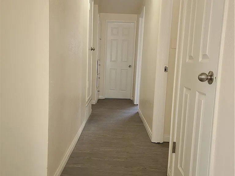 20340 Sherman Way — Photo 10