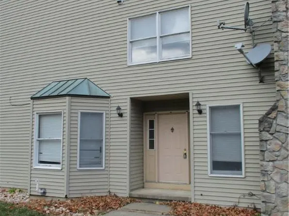 7628 Brandywine Cir, Trexlertown, PA 18087