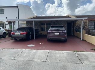 1858 W 72nd St, Hialeah, FL 33014