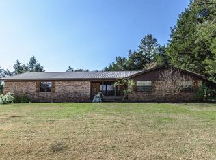 1304 Phillips Dr, Demopolis, AL 36732