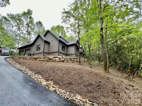 435 Soquili Dr, Brevard, NC 28712