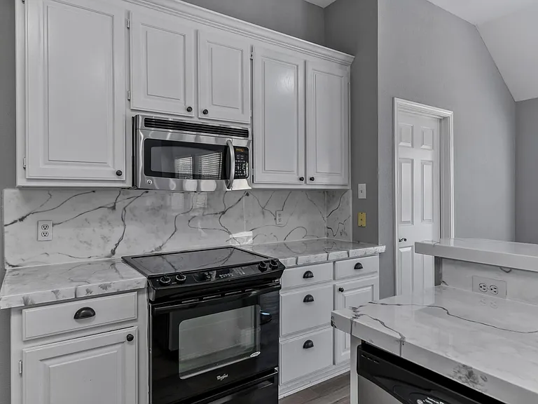 630 Lakewood Dr — Photo 16