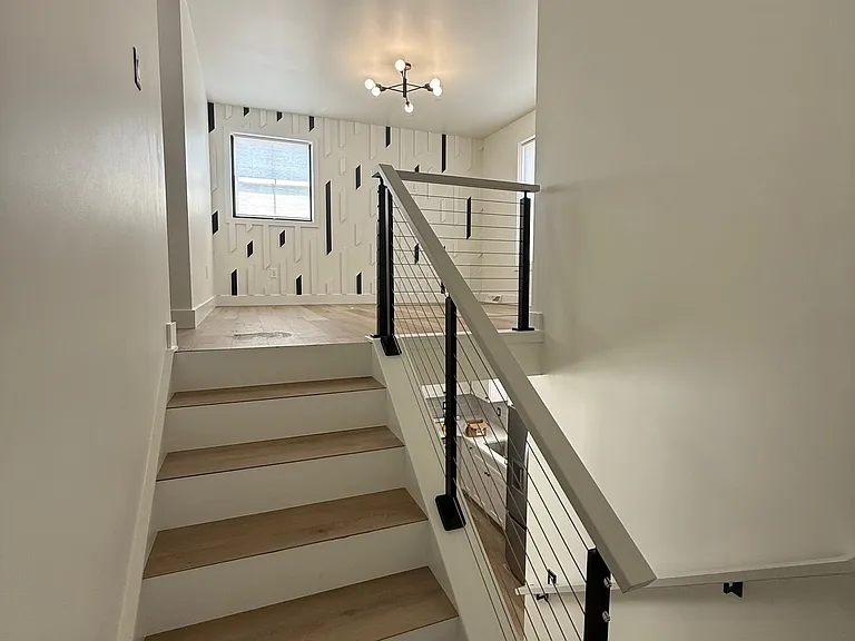 517 Harmony Rd — Photo 11