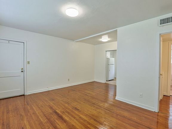 4th image of 638-648 Park Ave E #6