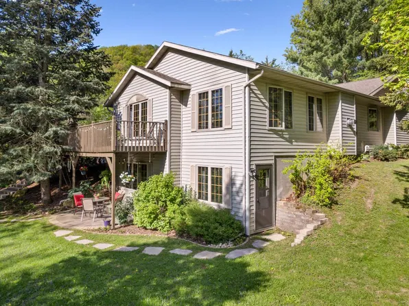 N221 Cedar Hills LANE, Stoddard, WI 54658