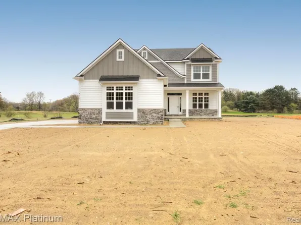 3616 Outback Trl, Putnam Township, MI 48169