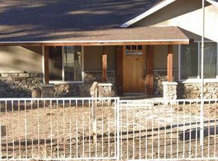 998 Hemlock Ln, Big Bear City, CA 92314