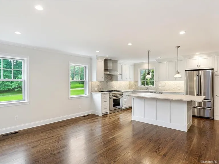 588 Weed St — Photo 10