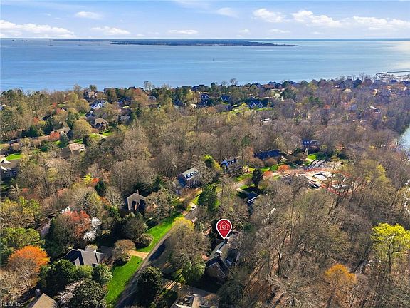 2nd image of 124 Roffinghams Way