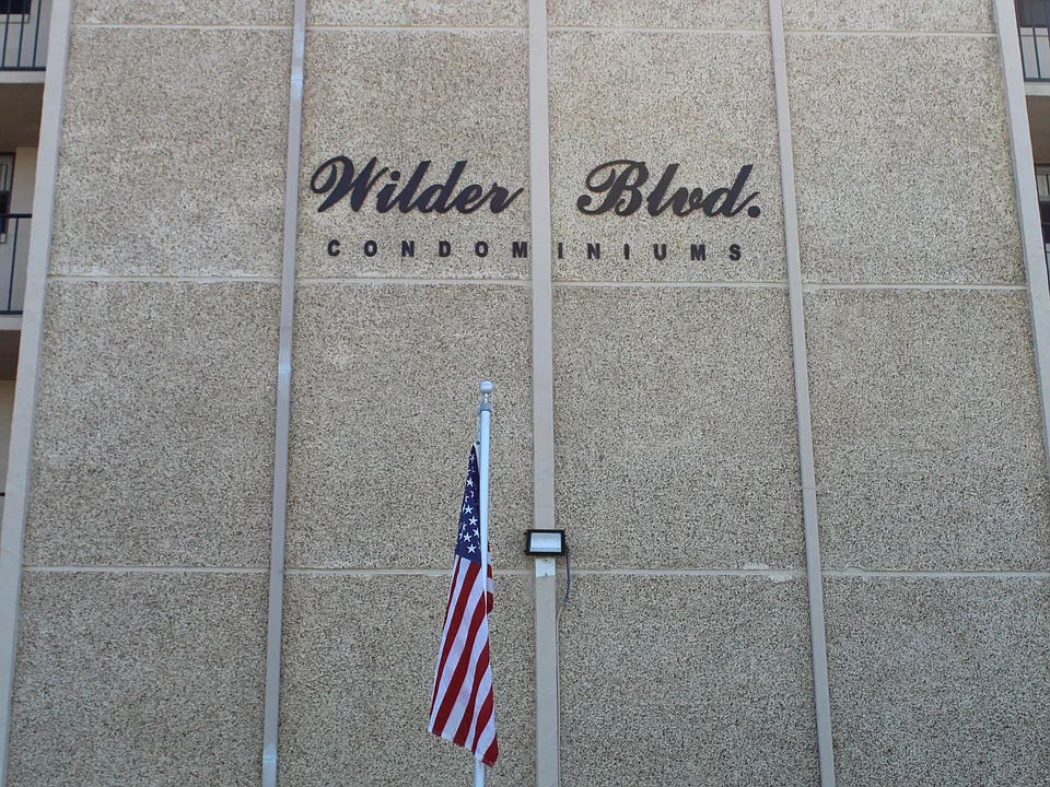 329 Wilder Blvd