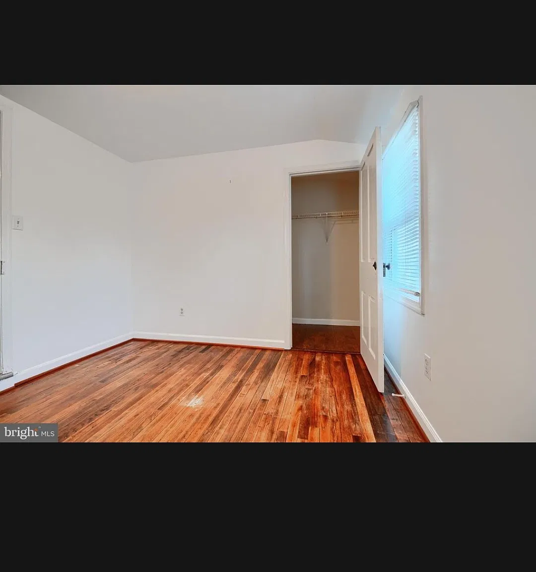 3 bed, $1,600 — Photo 4
