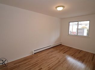 59-23 71st St #1F, Maspeth, NY 11378