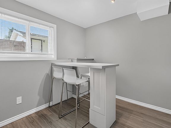 5th image of 18303 76th Ave NW