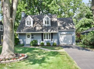 5852 Kingsley Dr, Indianapolis, IN 46220