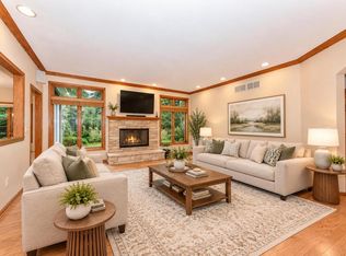 W71N428 Mulberry AVENUE, Cedarburg, WI 53012