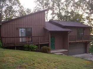 5408 Morning Dove Ln, Cross Lanes, WV 25313