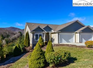 242 Fairway Heights Dr #B, West Jefferson, NC 28694