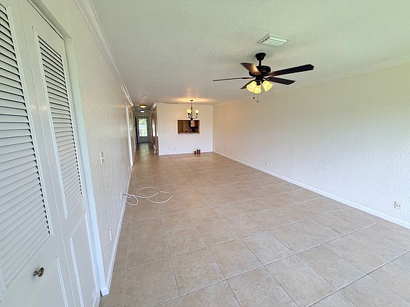 5th image of 3408 Cypress Trl APT 204