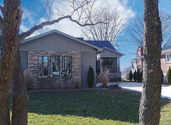 4th image of 20437 Island Forest Dr