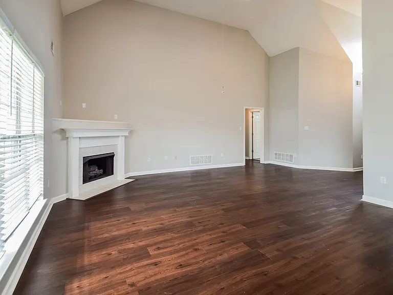 5678 Kuykendall Dr — Photo 6
