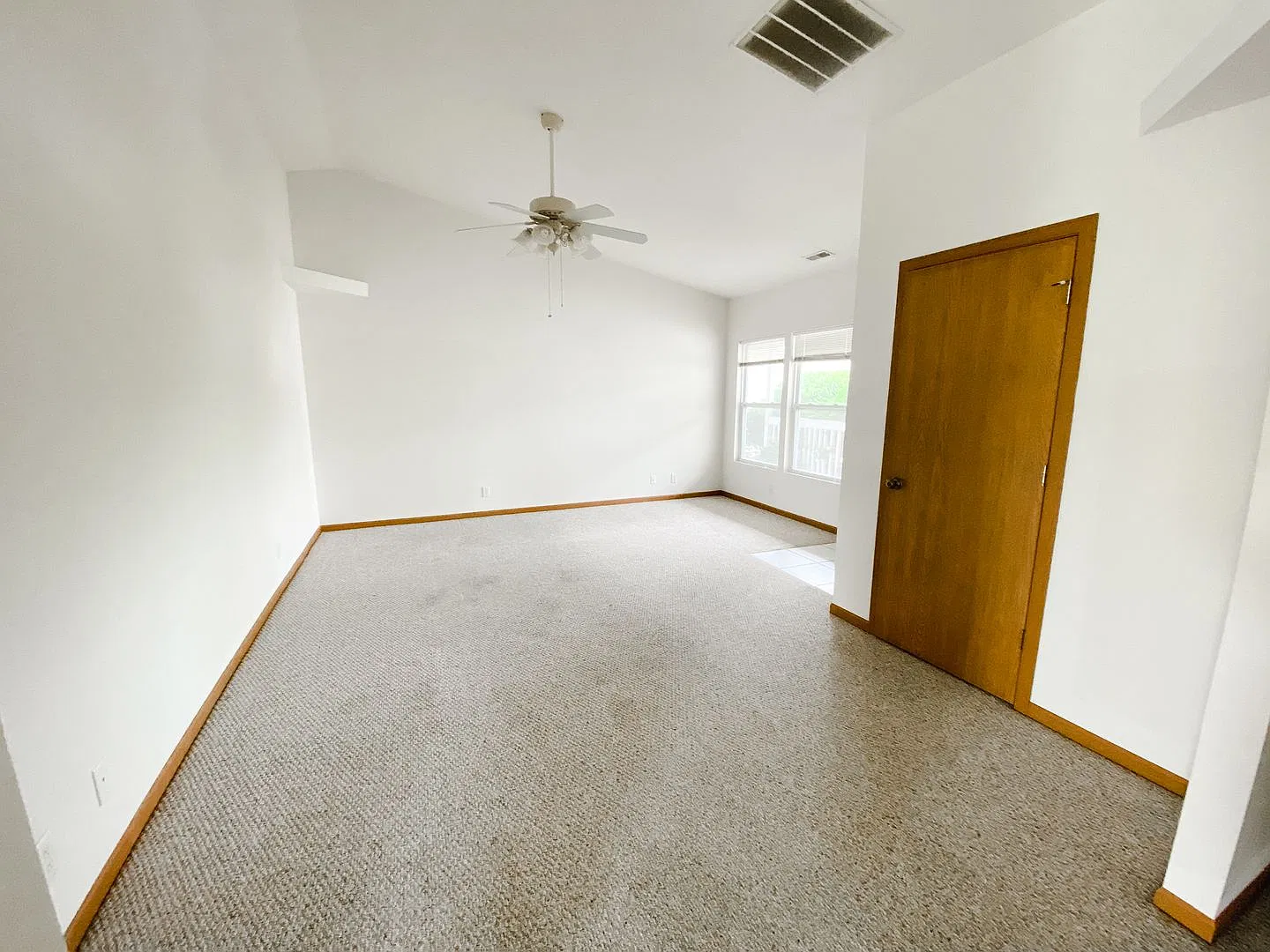 2 Bedroom, 2 Bath Condo in West Lafayette — Photo 1