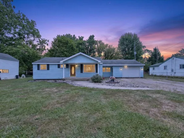 6162 Sandy Ln, Burton, MI 48519