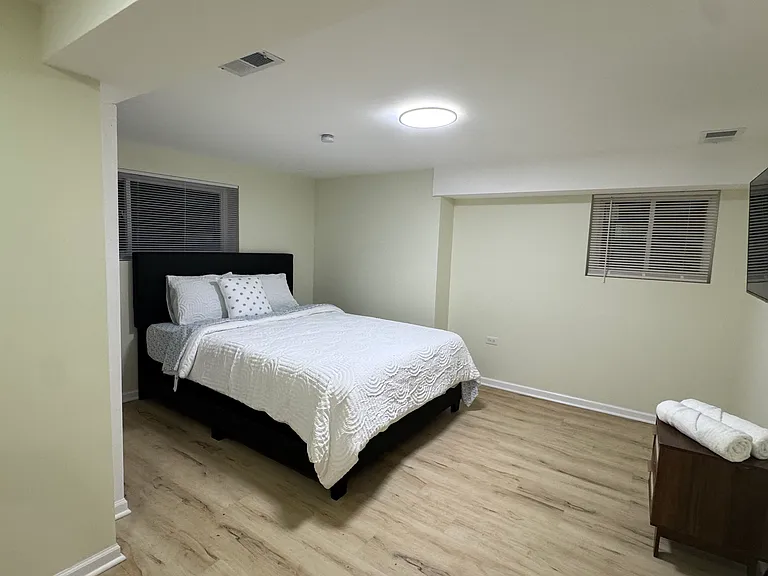 1305 N Austin Blvd #2 — Photo 10