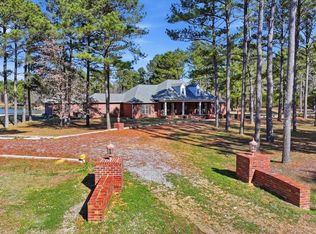 123 Lakeshire Cv, Canton, MS 39046