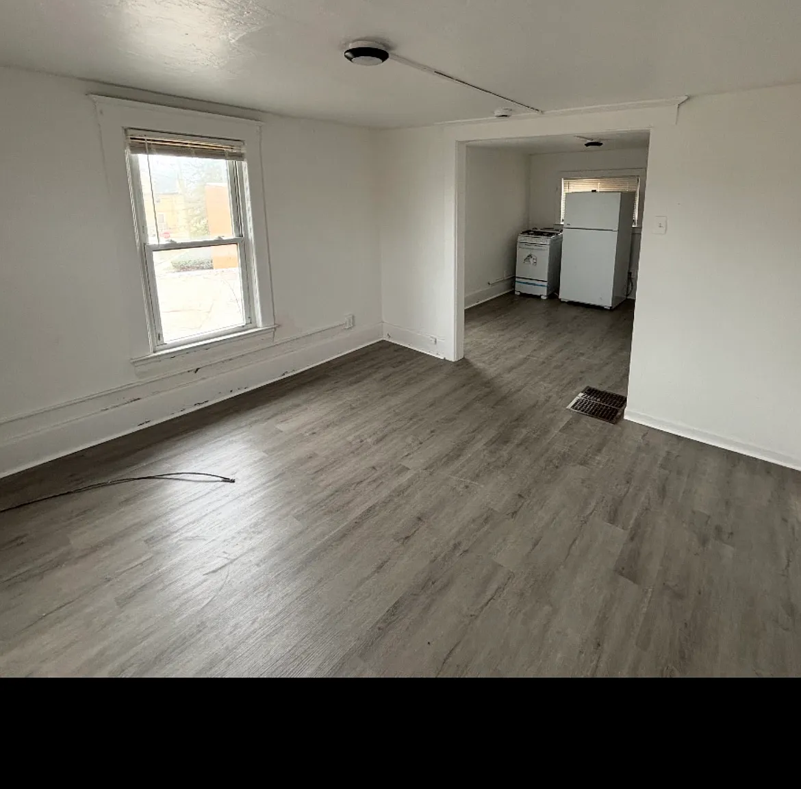 Studio, 600 sqft, $800 — Photo 2
