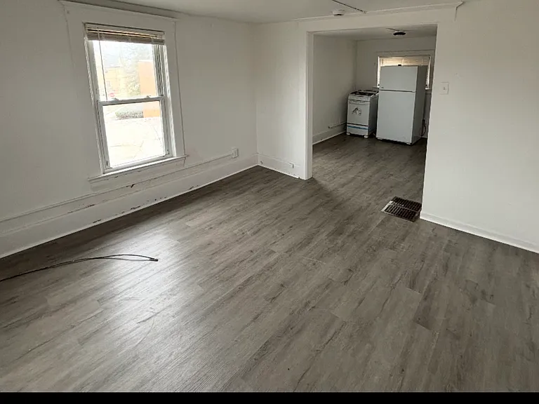 21 Jacokes St #2 — Photo 2