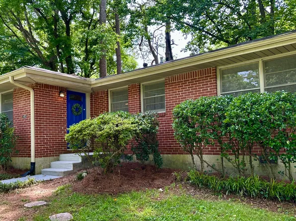 1403 Dennis Dr, Decatur, GA 30032