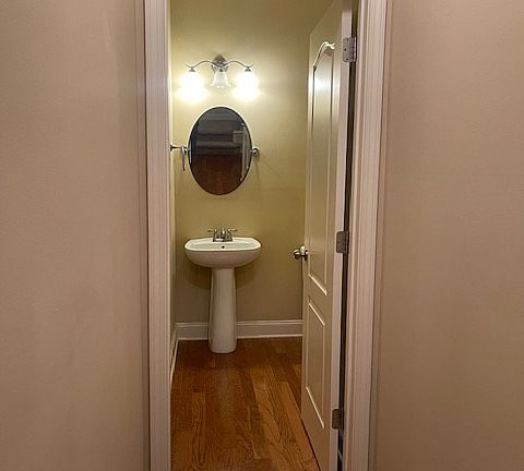 Main Level - Powder Room