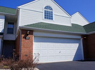 125 N Welwyn St, Lake Bluff, IL 60044