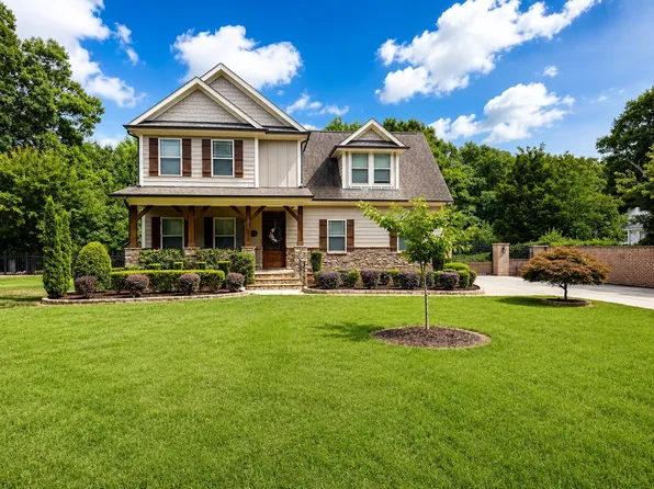 1211 Kingston Ridge Rd, Cary, NC 27511
