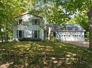 514 Woodward Dr, Madison, WI 53704