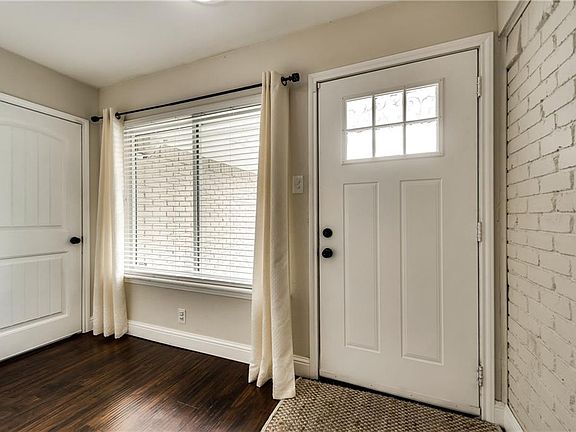 4th image of 1118 Mayfield Ave